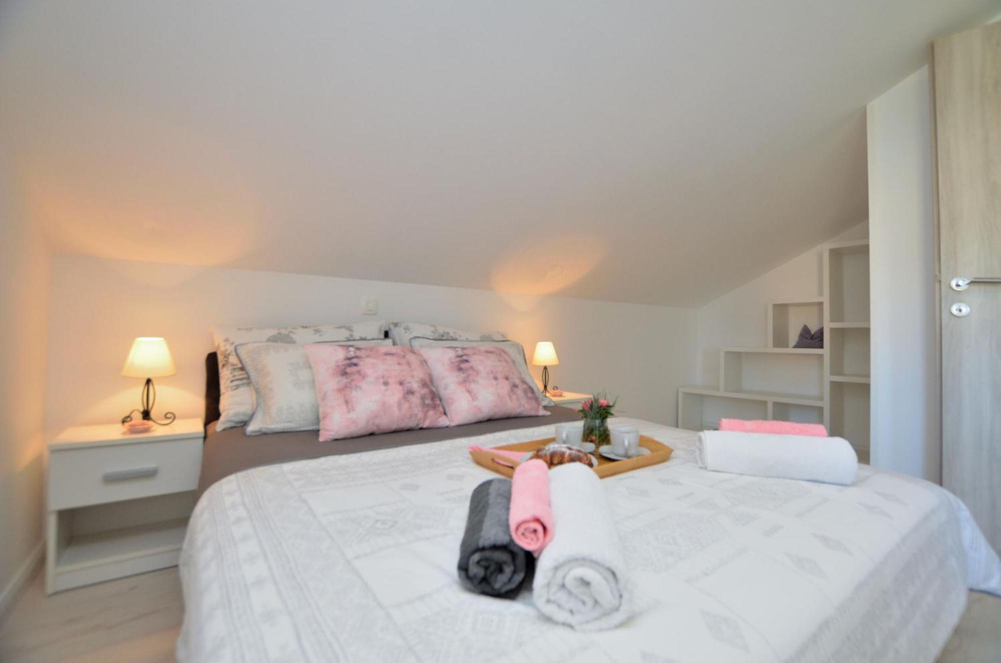 Apartments Viktoria Lovran Εξωτερικό φωτογραφία