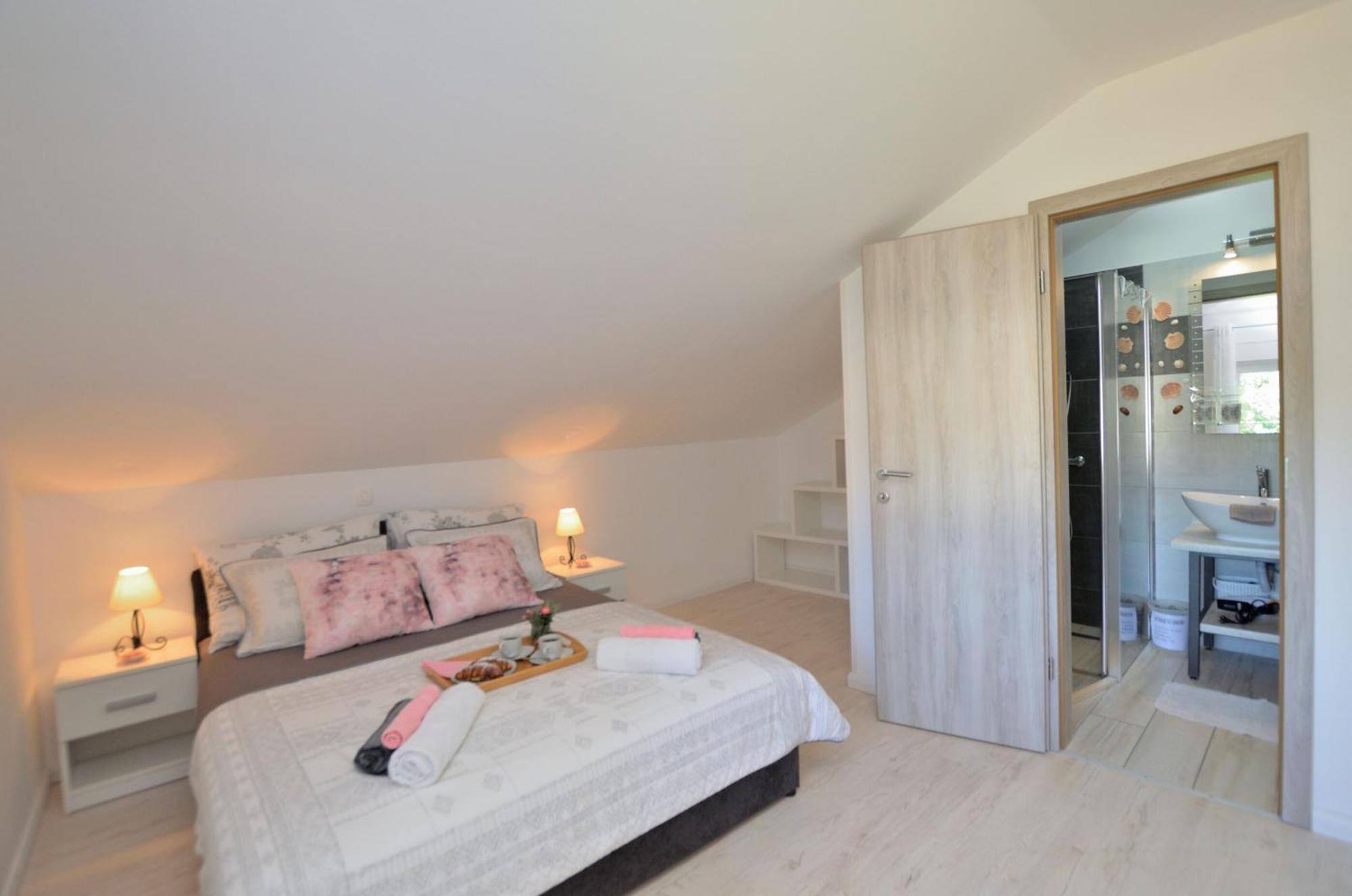 Apartments Viktoria Lovran Εξωτερικό φωτογραφία