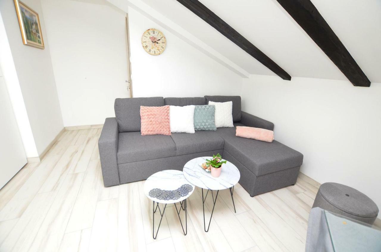 Apartments Viktoria Lovran Εξωτερικό φωτογραφία
